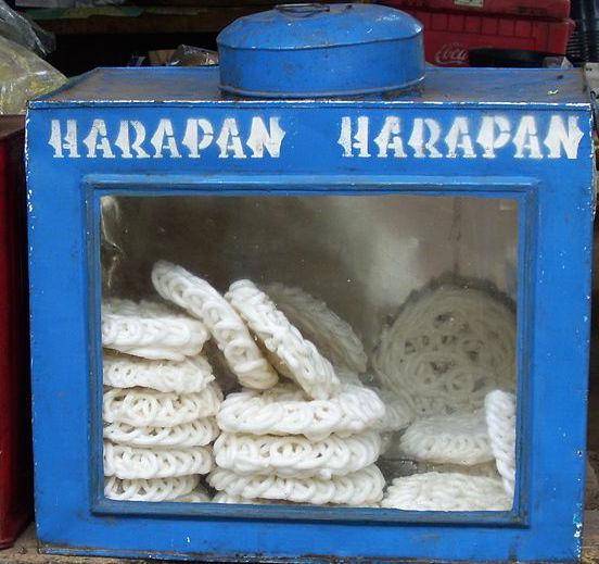 http://cdn.idntimes.com/content-images/post/20151108/1109-Kaleng_kerupuk (1).jpg